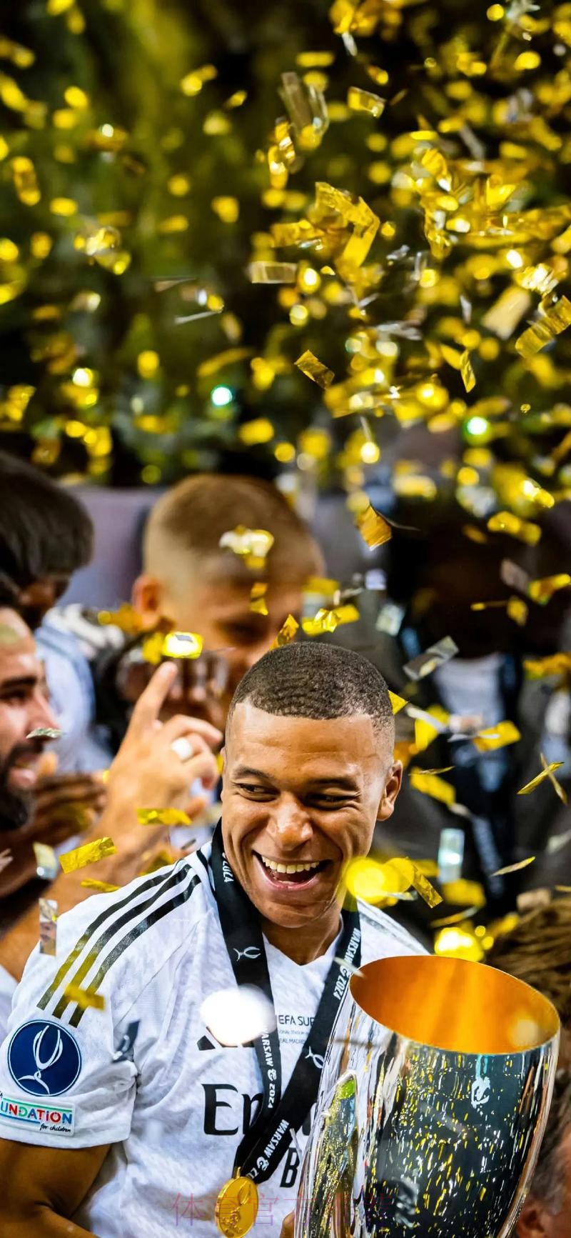 皇马火力全开大反击 皇马火力全开大反击