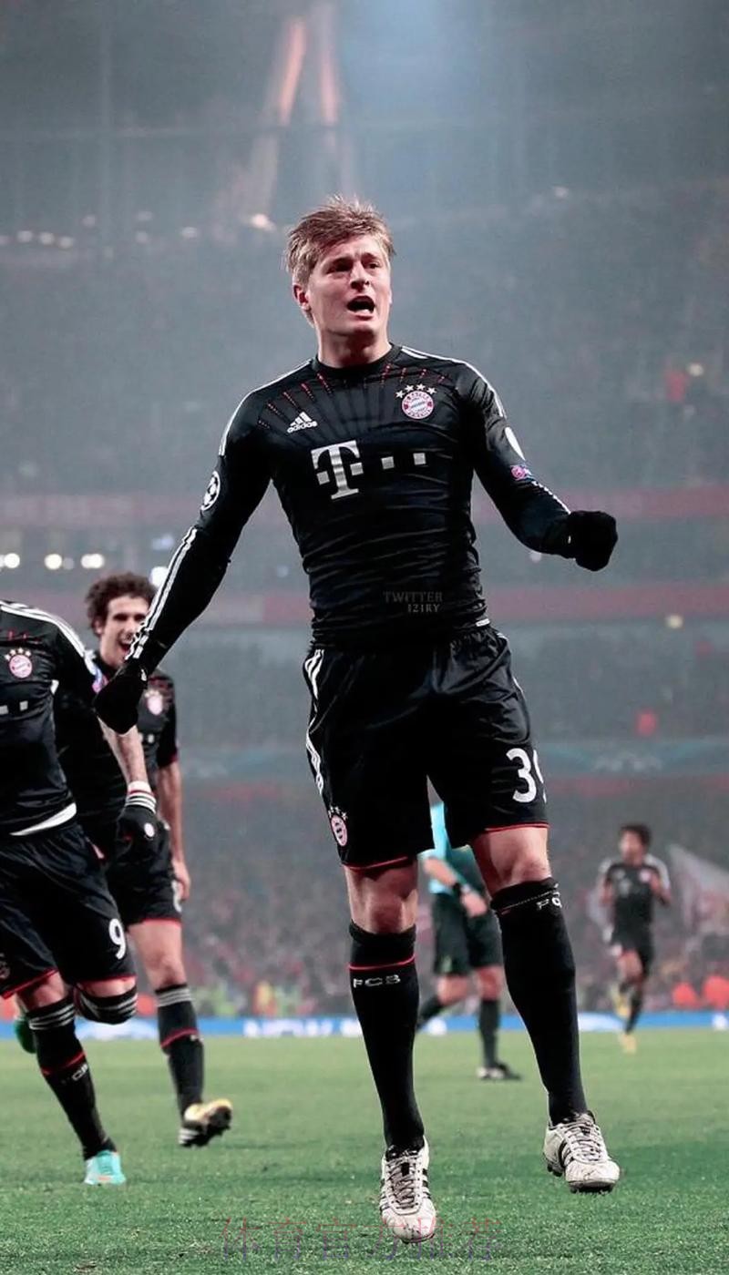 经纪人:拜仁只给克罗斯650万欧年薪 最终决定离队